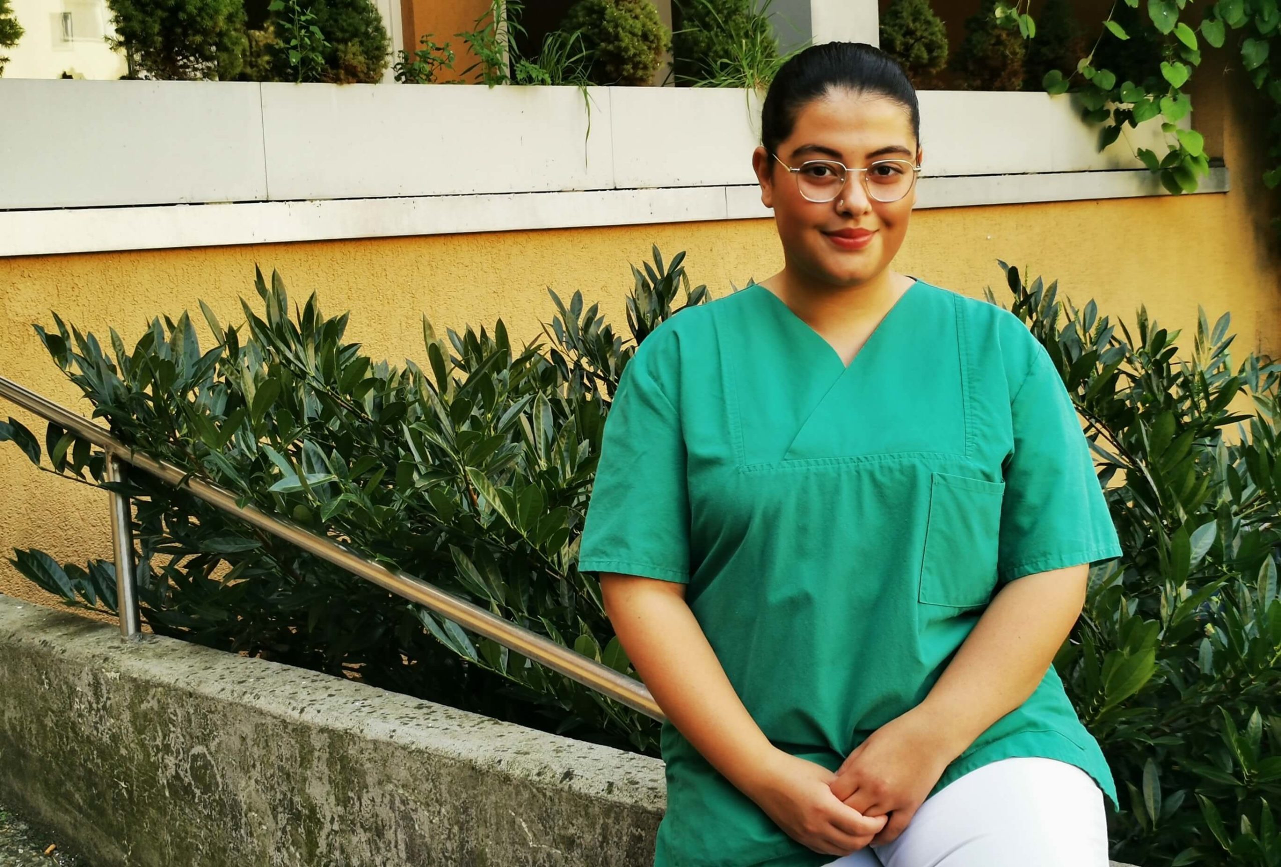 Altenpflegerin Ela Kara