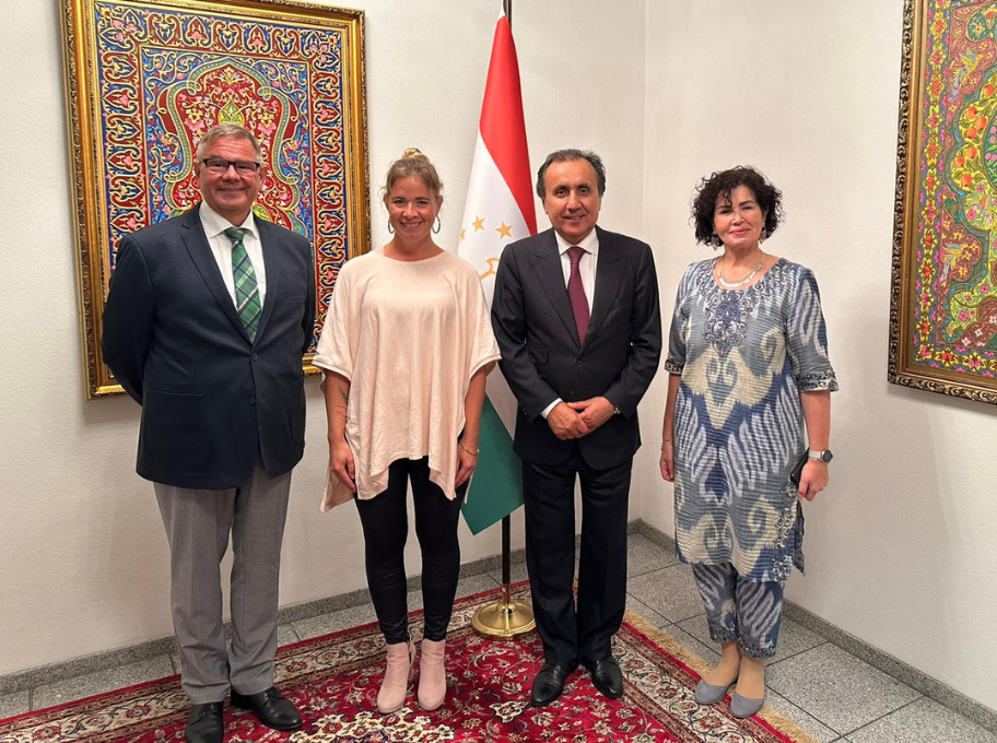 Aktuelles aus dem FÖV Verbund, Tadschikische Botschaft