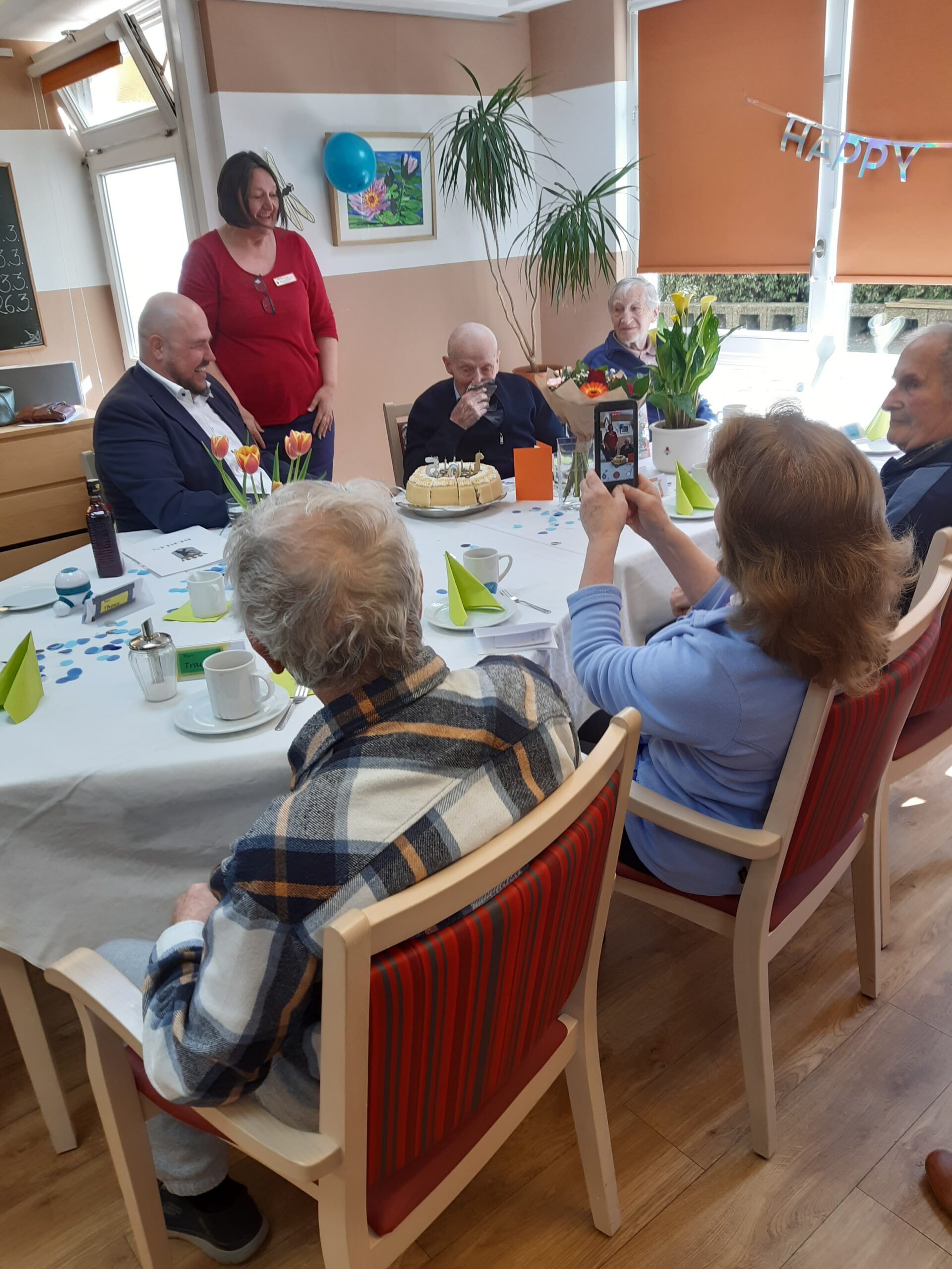 105.Geburtstag eines Tagespflege Besuchers gefeiert., 105 Geburtstag